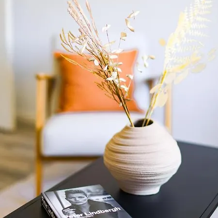 75qm Luxusapartment In Perfekter Lage 보훔